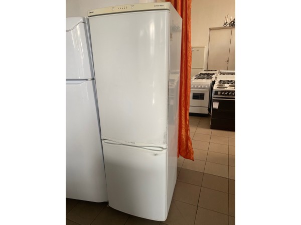 Használt Samsung RL36NMBkombinált hűtőszekrény [H8378] 