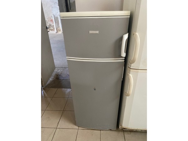 Használt Electrolux ERD24304W8 kombinált hűtőszekrény [H8488] 