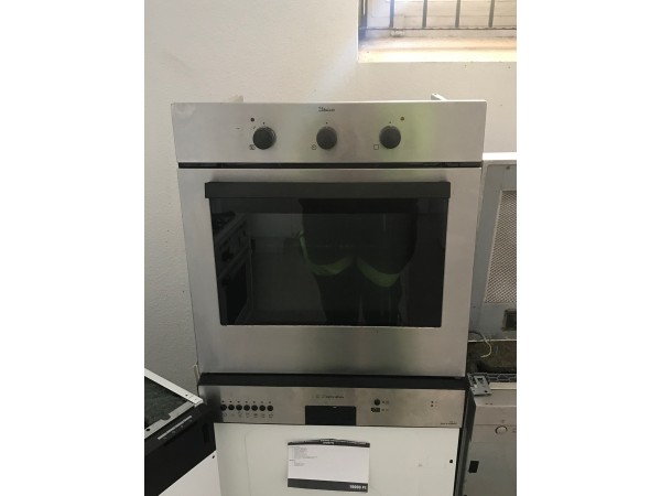 Használt Zanussi ZOB331X Beépíthető sütő [H8682] 