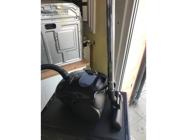 Használt Siemens Porzsákos porszívó [H8699] 