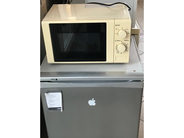Használt Tesco MMRC1715 Mikró [H8765] 