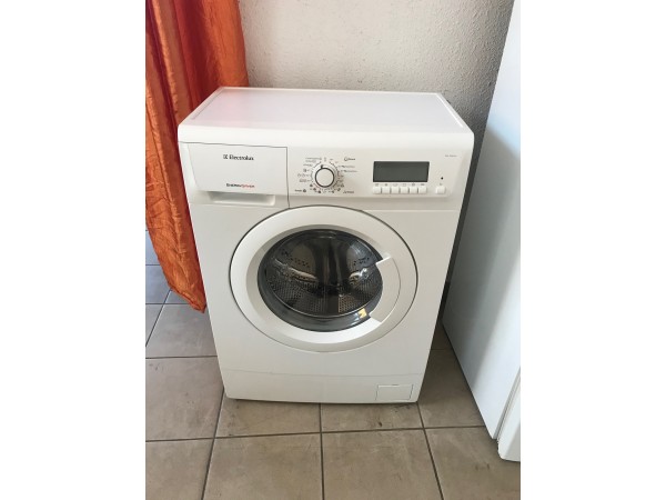 Használt Electrolux EWS 105410 A Keskeny elöltöltős mosógép [H9034] 