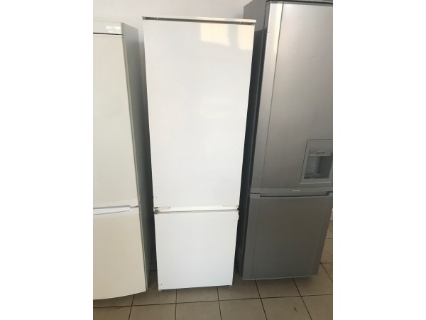 Használt Zanussi ZI 3102 RV beépíthető hűtőszekrény [H9077] 