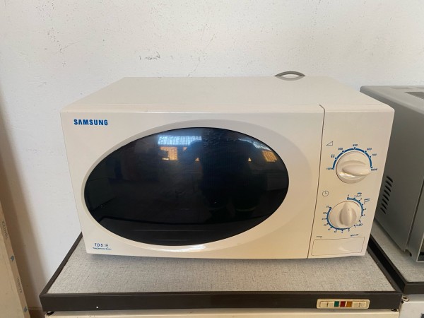 Használt Samsung M1711N mikrohullámú sütő [H9260] 