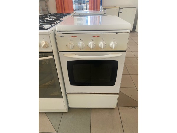 Használt Zanussi ZCG5000S gáztűzhely [H9743] 
