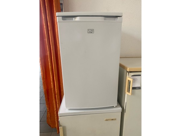 Használt Starlight FTTM-98APP normál hűtőszekrény [H9829] 
