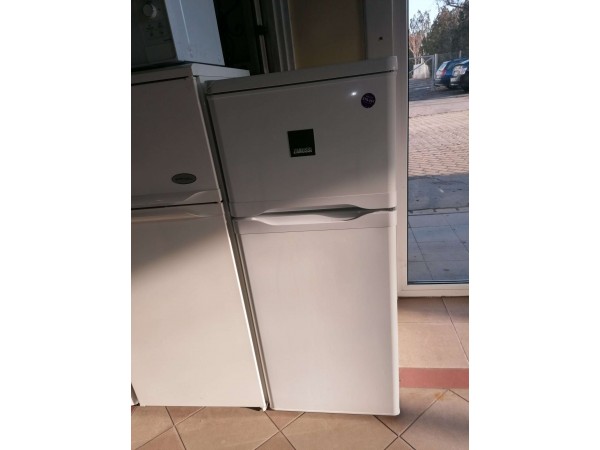 Újszerű Zanussi ZRT18100WA kombinált hűtőszekrény [HFS54] 