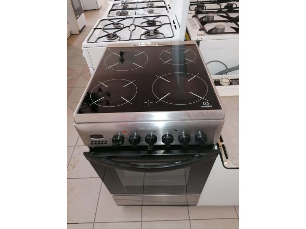 Használt Indesit KN3C76 A(X) elektromos tűzhely [H10471] 
