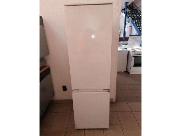 Használt Zanussi ZL 3101 RV beépíthető hűtőszekrény [H11007] 