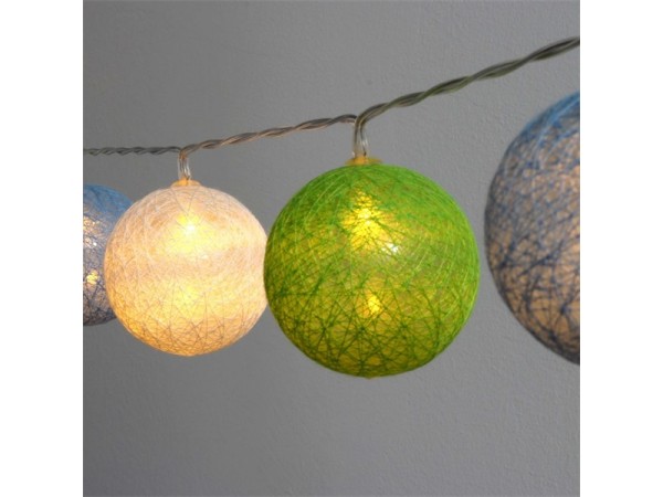 Iris Gömb alakú 6cm/színes fonott/1,5m/zöld-kék-fehér/10db LED-es/USB-s fénydekoráció Iris Gömb alakú 6cm/színes fonott/1,5m/zöld-kék-fehér/10db LED-es/USB-s fénydekoráció