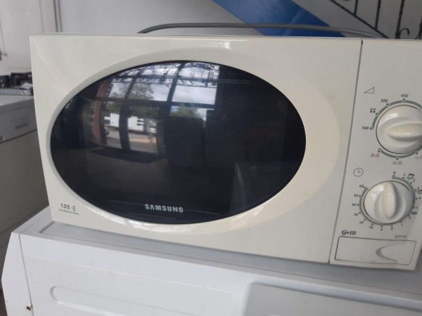 Használt Samsung G2711N mikrohullámú sütő [H12456] 