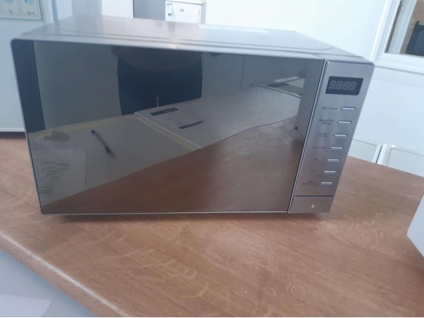 Használt Tesco TFMT2012 mikróhullámú sütő [H12747] 